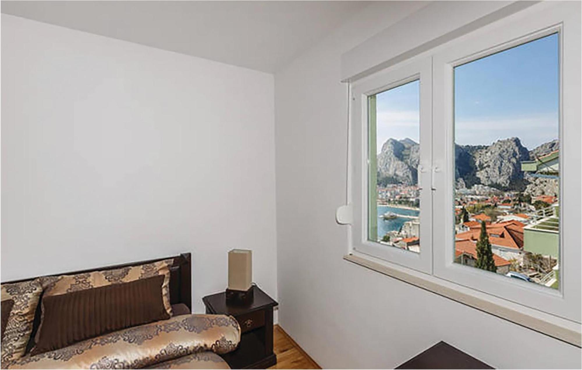 Nice Apartment In Omis With House Sea View Exteriér fotografie